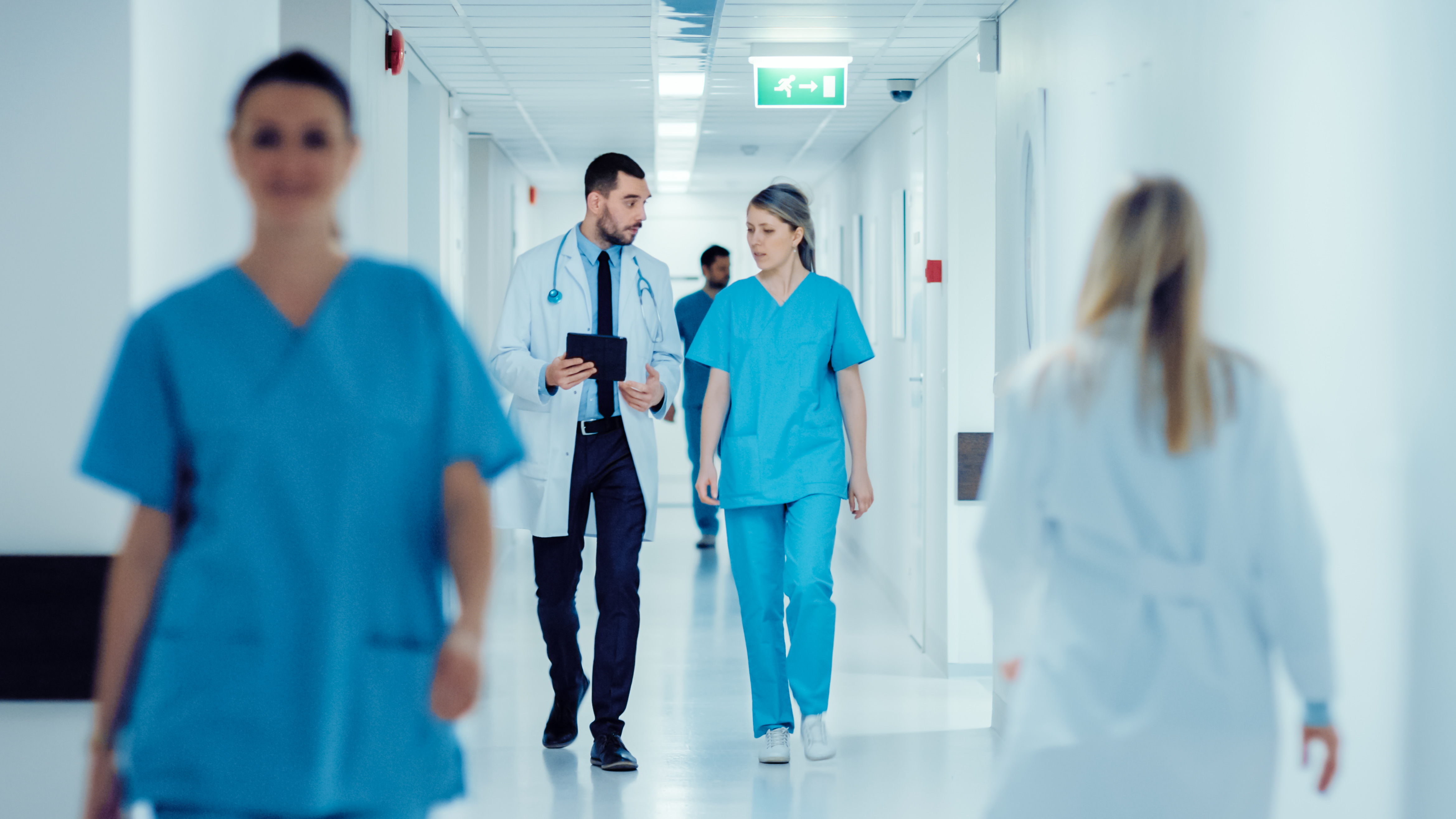 Medizinisches Personal im Klinikum